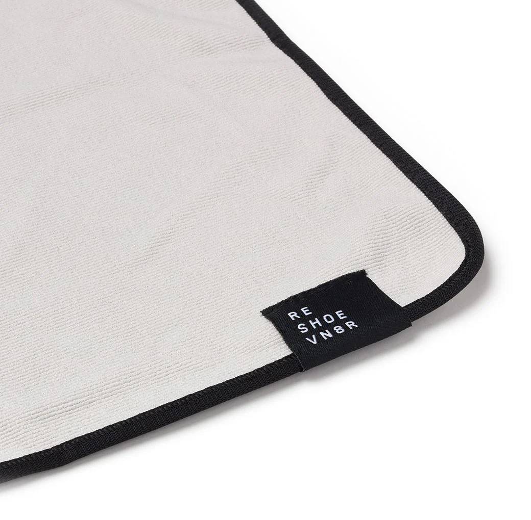 PREMIUM MICROFIBER TOWEL